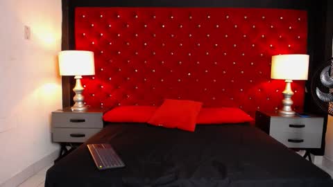 Snapshot of skylerbigxxx chatting on 11.07.25 SKYLERBIGXXX online show from 11.07.25