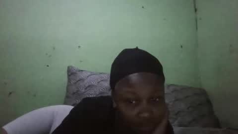 Snapshot of skylour chatting on 03.23.26 Skylour online show from 03.23.26