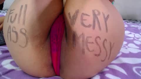 Snapshot of skynny_horney chatting on 12.19.24 Skynny online show from 12.19.24