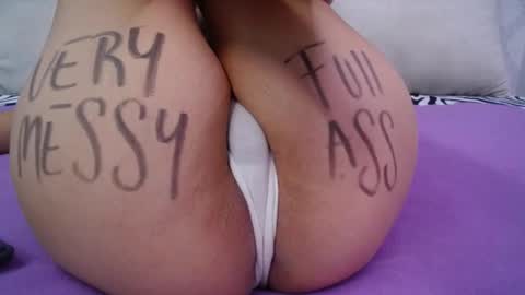 Snapshot of skynny_horney chatting on 01.09.25 Skynny online show from 01.09.25