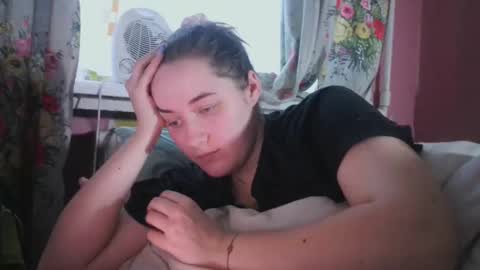 skyressie333 online show from 12.28.24