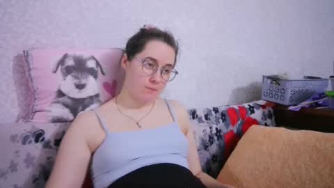 skyressie333 online show from 02.16.25