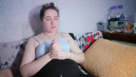 skyressie333 online show from 02.17.25