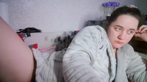 skyressie333 online show from 02.20.25