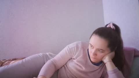 skyressie333 online show from 02.24.25