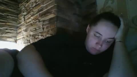 skyressie333 online show from 10.14.25