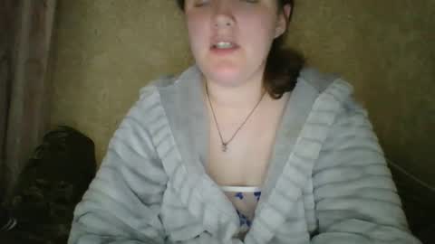 skyressie333 online show from 10.20.25