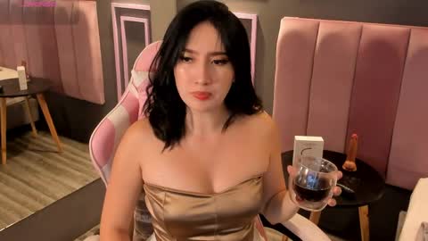 Snapshot of skyylee_ chatting on 05.16.26 abby online show from 05.16.26