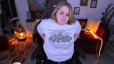 Slada Deew online show from 01.18.25