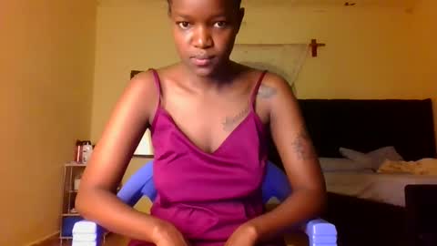 Snapshot of sleek_ass chatting on 09.12.25 sleek_ass online show from 09.12.25