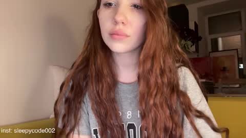 Snapshot of sleepycode002 chatting on 01.10.25 JoO online show from 01.10.25