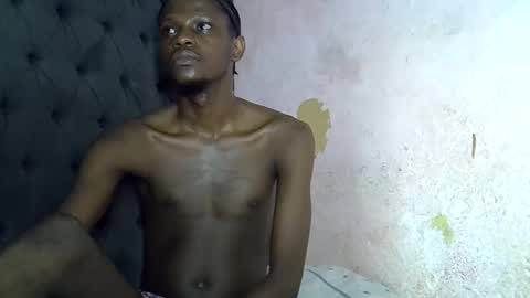 slim long01 online show from 10.05.25