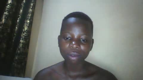 Snapshot of slim_petite_ebony chatting on 12.21.24 slim_petite_ebony online show from 12.21.24