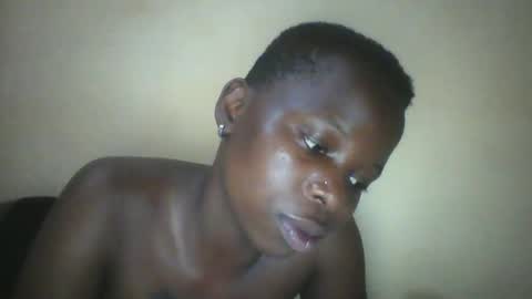 Snapshot of slim_petite_ebony chatting on 12.21.24 slim_petite_ebony online show from 12.21.24