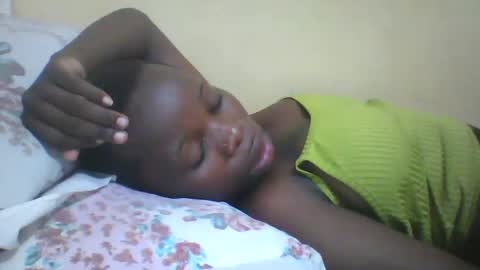 Snapshot of slim_petite_ebony chatting on 01.31.25 slim_petite_ebony online show from 01.31.25