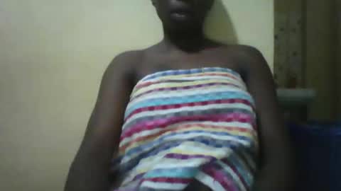 Snapshot of slim_petite_ebony chatting on 02.20.25 slim_petite_ebony online show from 02.20.25