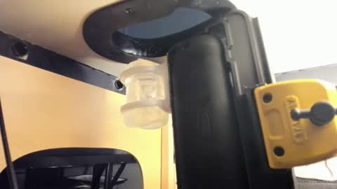 Slimguerrilla online show from 04.19.26