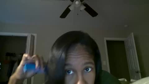 slimmmgooodiexoxo online show from 12.19.25