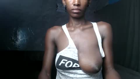 Snapshot of slimzyx chatting on 10.07.25 slimzyx online show from 10.07.25