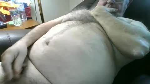 slippery_duck online show from 03.08.25