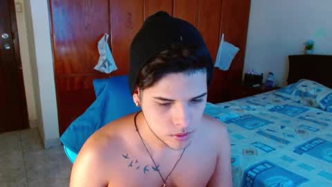 Snapshot of slogan_30 chatting on 02.13.25 Logan online show from 02.13.25