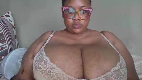 sloppybjqueenn online show from 09.24.25