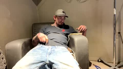 Snapshot of slotsnake chatting on 10.08.25 Soulsnatcherz online show from 10.08.25