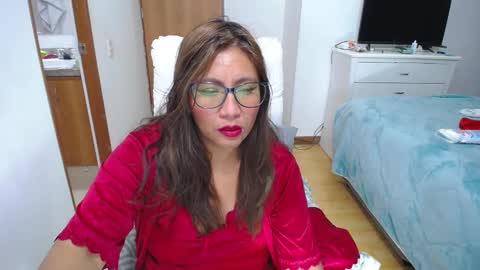 Snapshot of slutdirty1xxx chatting on 12.22.24 Slutdirtyxxx online show from 12.22.24