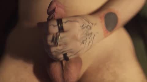 Snapshot of slutfinder32 chatting on 04.04.26 slutfinder32 online show from 04.04.26