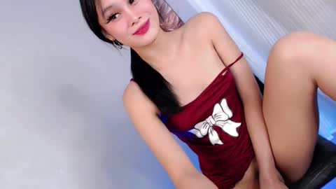 slutnextdoor28 online show from 03.25.26