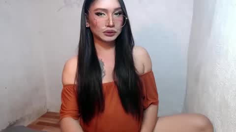 Snapshot of slutty_classyxx chatting on 03.19.26 Lovie online show from 03.19.26