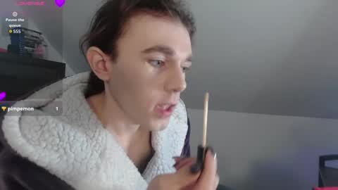 Natsu online show from 11.13.25