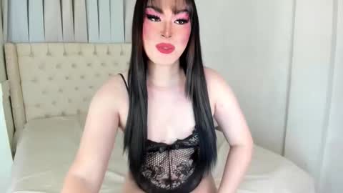 mia online show from 02.25.26