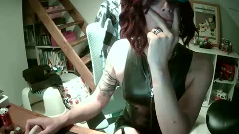 sluttytoy83 online show from 03.30.26