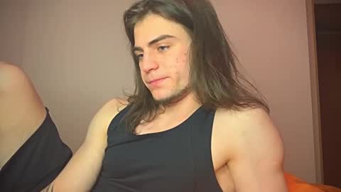 Snapshot of sly_gus chatting on 02.02.25 Gus online show from 02.02.25