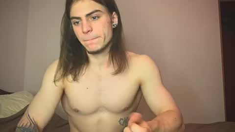 Snapshot of sly_gus chatting on 02.04.25 Gus online show from 02.04.25