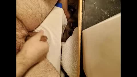 Snapshot of small_1986 chatting on 11.30.25 transmisin gratuita bajo demanda free broadcast on demand online show from 11.30.25