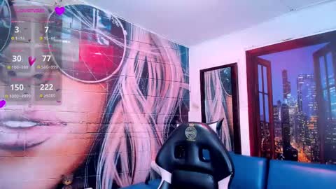 Snapshot of small__naughty chatting on 03.10.25 Mariana Torres online show from 03.10.25