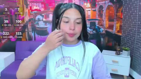 Snapshot of small__naughty chatting on 11.14.25 Mariana Torres online show from 11.14.25