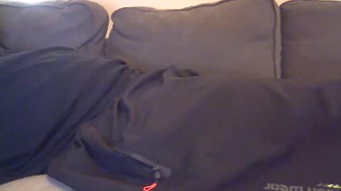 smallandshy1980 online show from 01.14.26