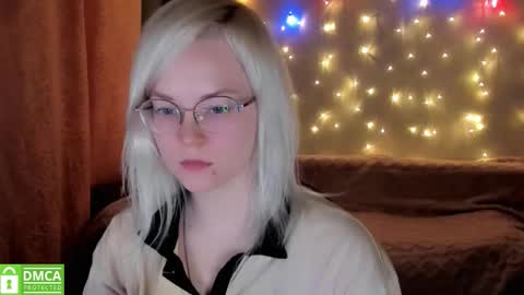 Snapshot of smallimpmeili chatting on 12.04.25 smallimpmeili online show from 12.04.25