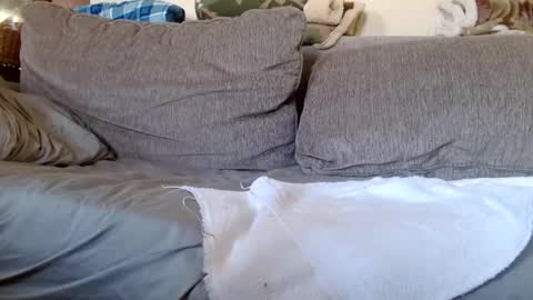 smallmalelass online show from 03.10.25