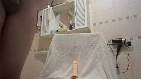 smallone8825 online show from 12.23.25