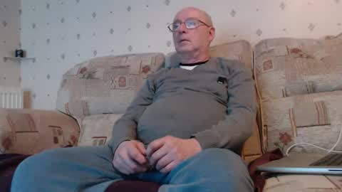 Steve online show from 12.21.25