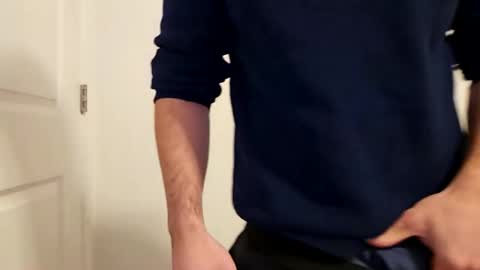 Snapshot of smallthrob chatting on 01.11.26 smallthrob online show from 01.11.26