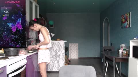 smile_cute_fox online show from 09.30.25