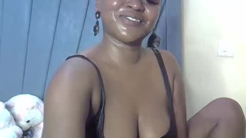 smiley_berry online show from 09.23.25