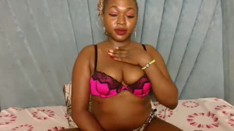 smiley_berry online show from 01.06.26