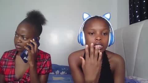 Snapshot of smiley_luv1 chatting on 01.14.26 smiley luv1 online show from 01.14.26