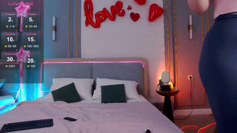 Mia online show from 02.19.25